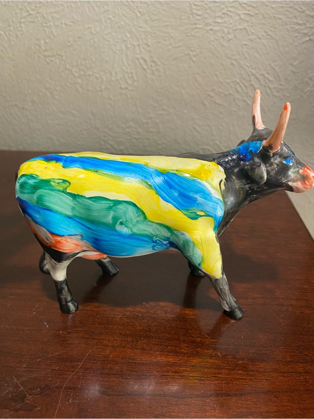 Set of 4, Cow Parade Cow Figurines, (All Discontinued) Hand Painted - Picture 8 of 10